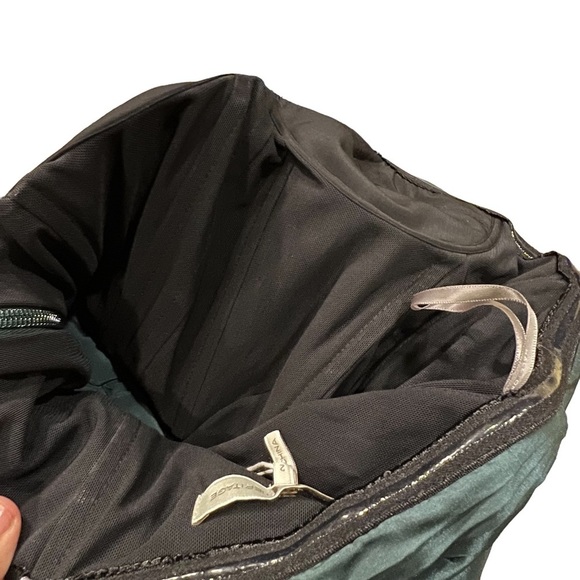 NWT HALSTON HERITAGE STRAPLESS IRIDESCENT TAFFETA PLEATED FOREST GREEN SIZE 2 - Picture 10 of 11